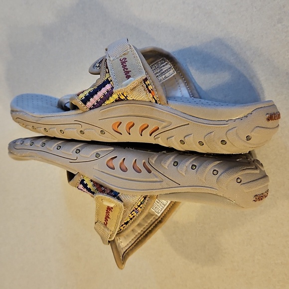 Skechers Tan Sandals - Picture 6 of 11